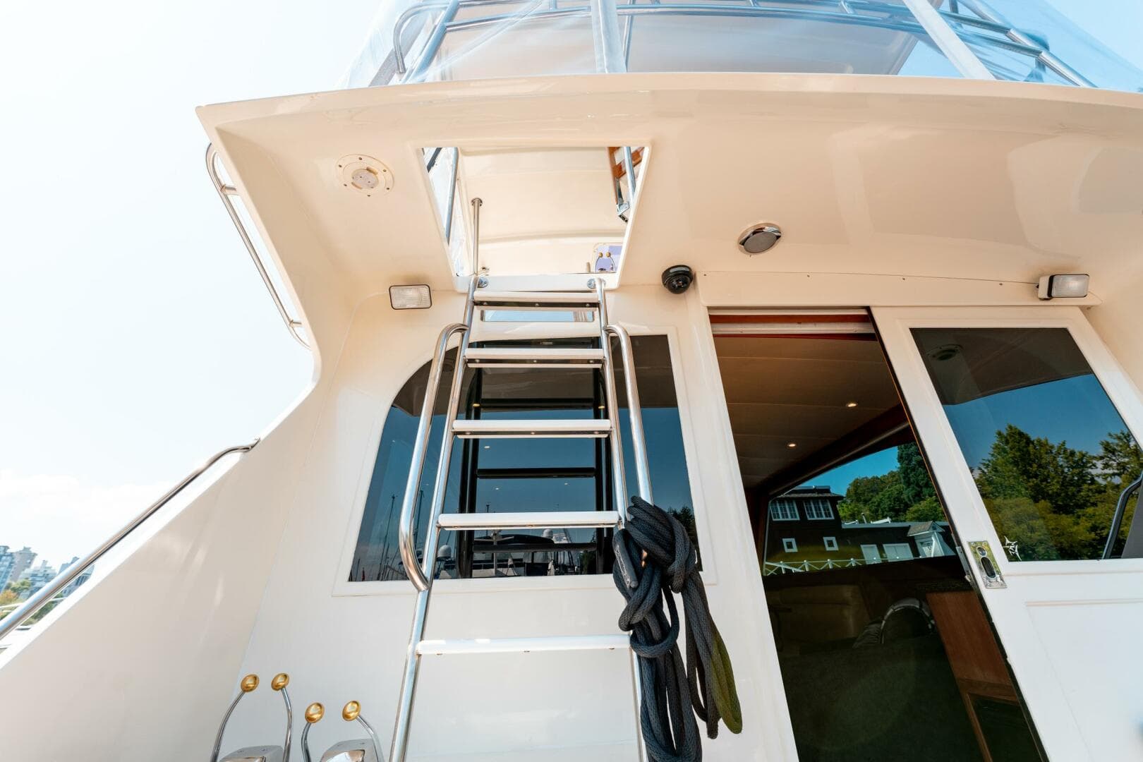 1985 Post 46 Convertible — photo 25