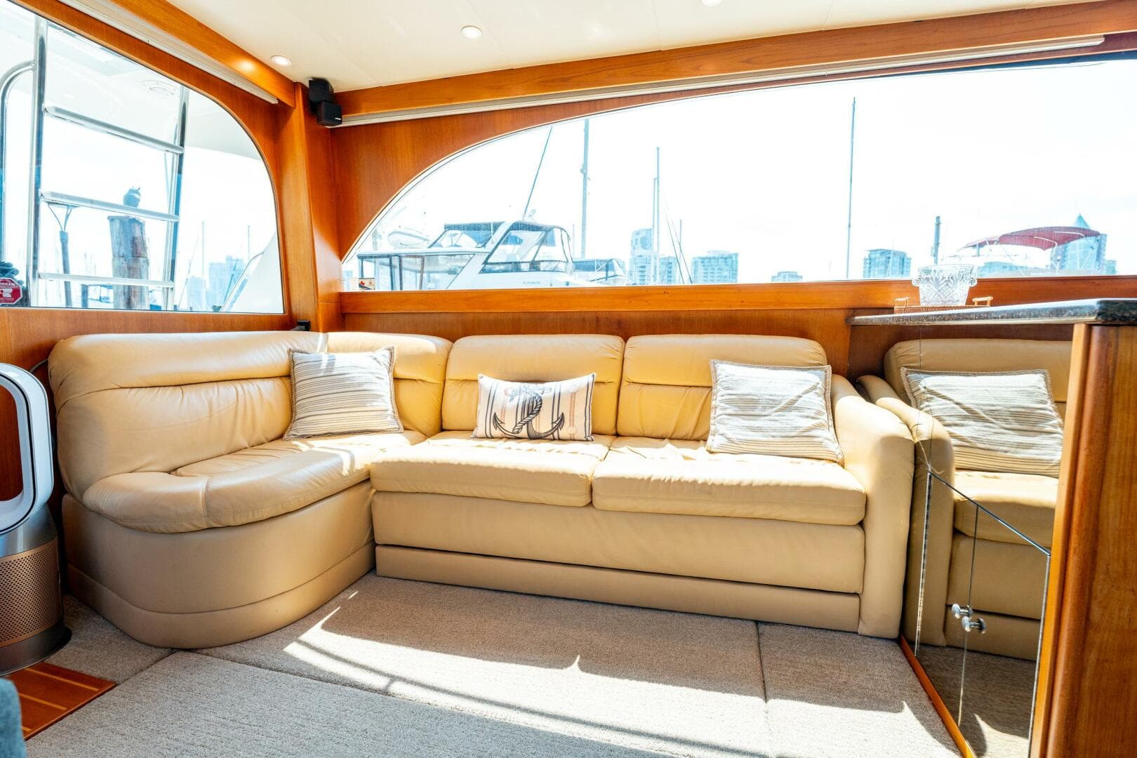 1985 Post 46 Convertible — photo 42