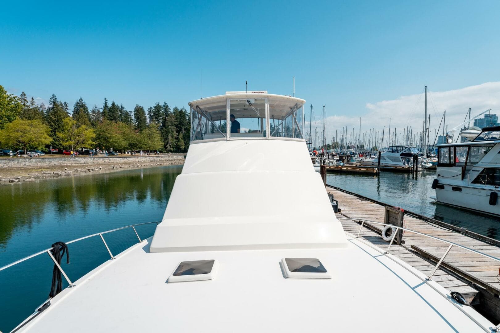 1985 Post 46 Convertible — photo 19