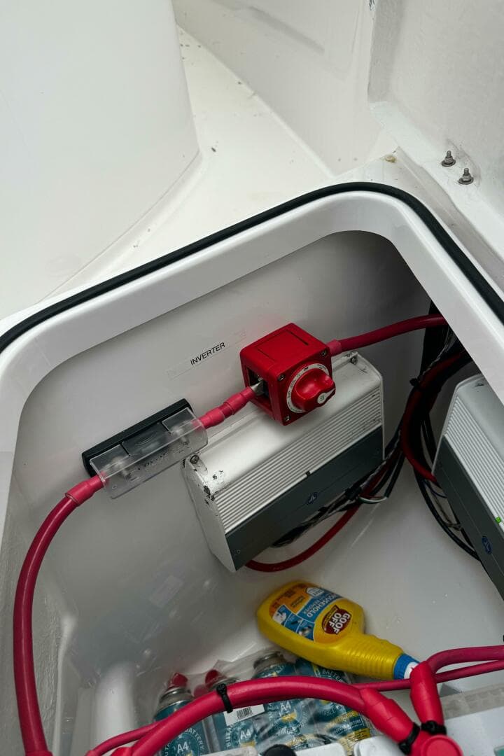 2019 Axopar 28 Cabin — photo 8