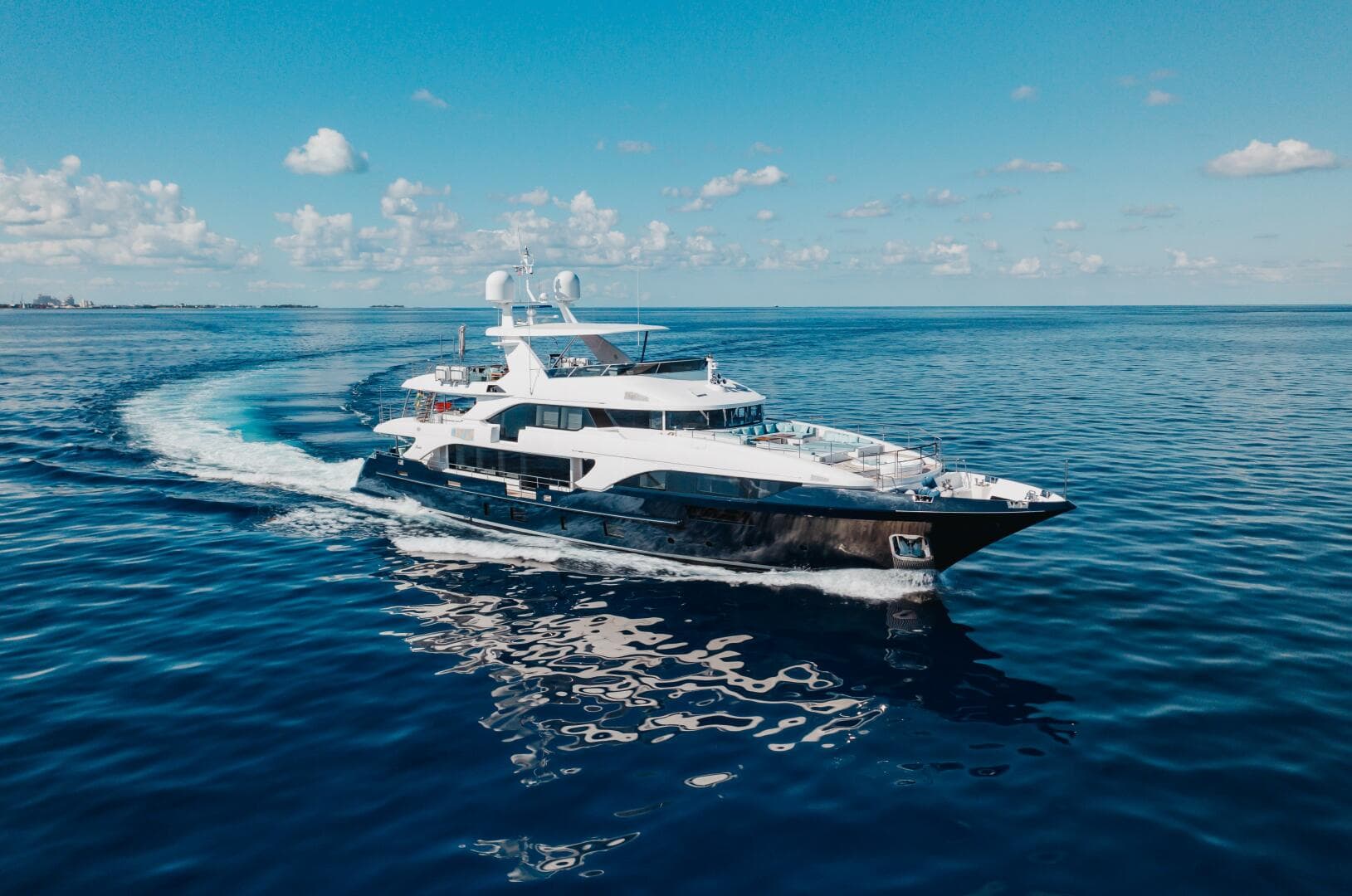 2016 Benetti Classic Supreme 132 — photo 41