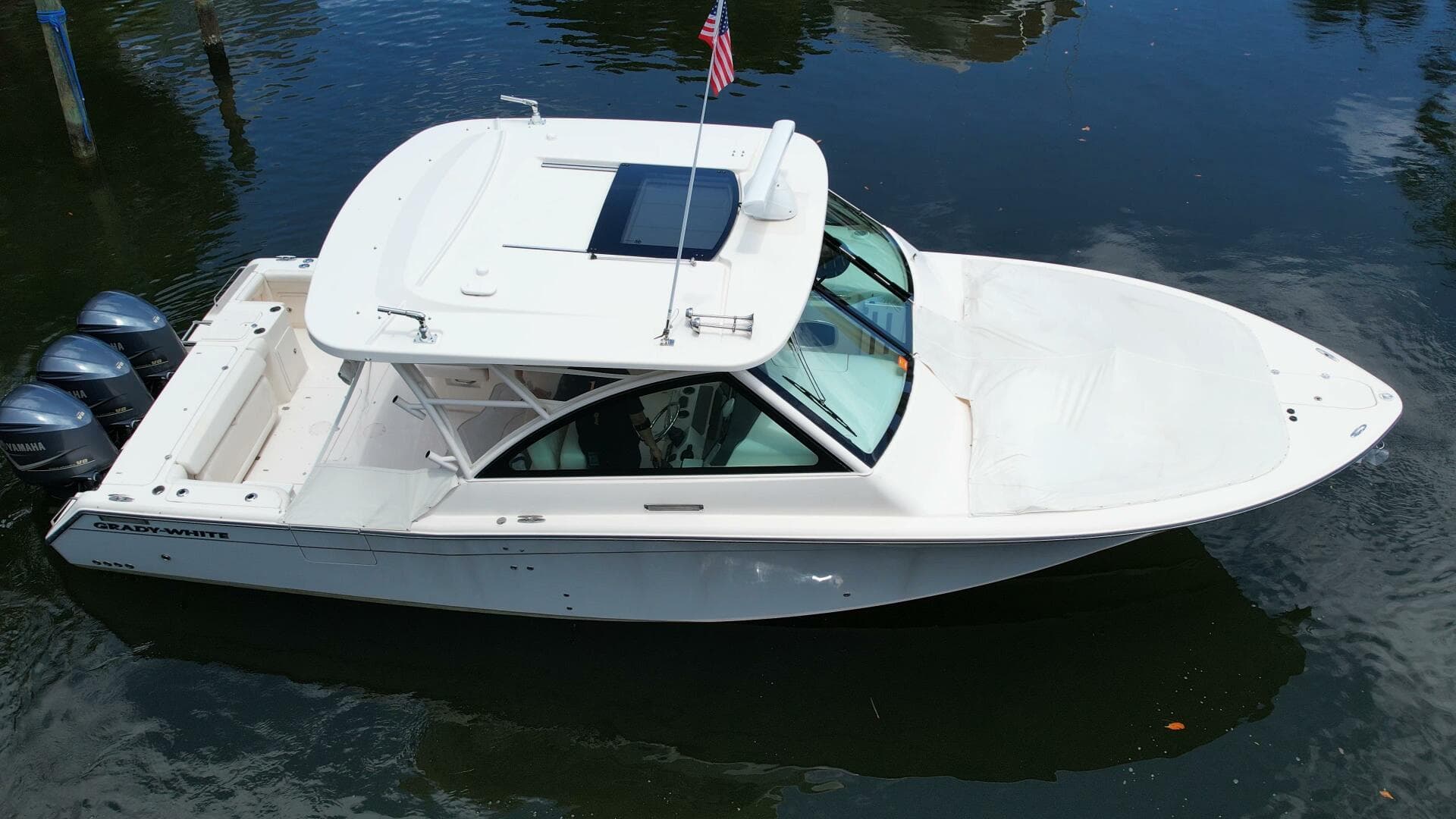 2017 Grady-White — photo 65