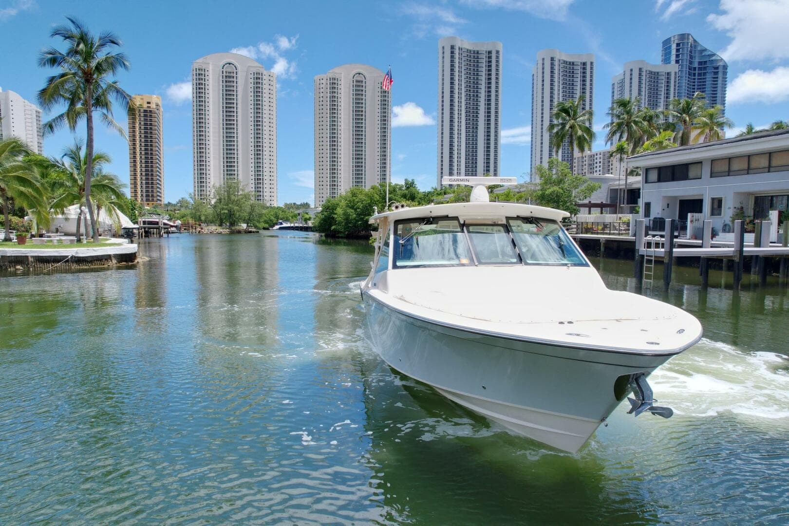 2017 Grady-White — photo 11