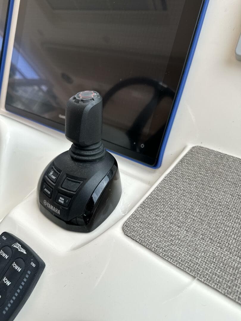 2017 Grady-White — photo 45