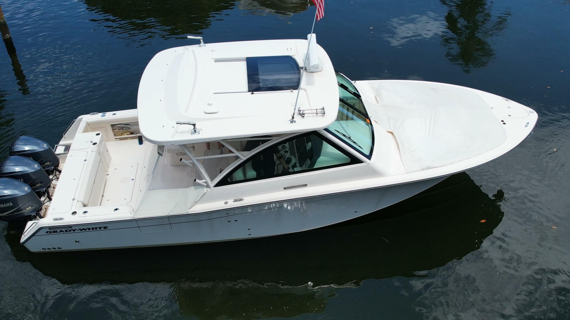 2017 Grady-White — photo 66