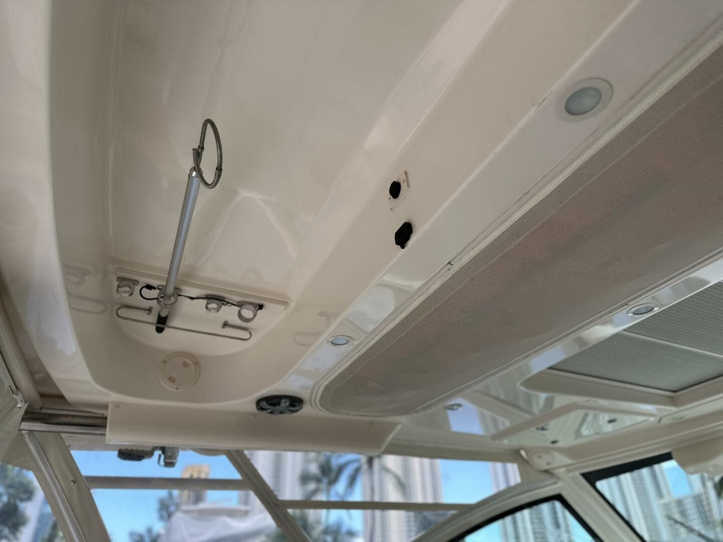 2017 Grady-White — photo 57