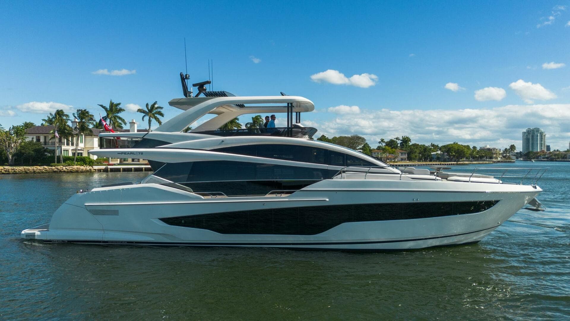 2025 Pearl 72 — photo 50