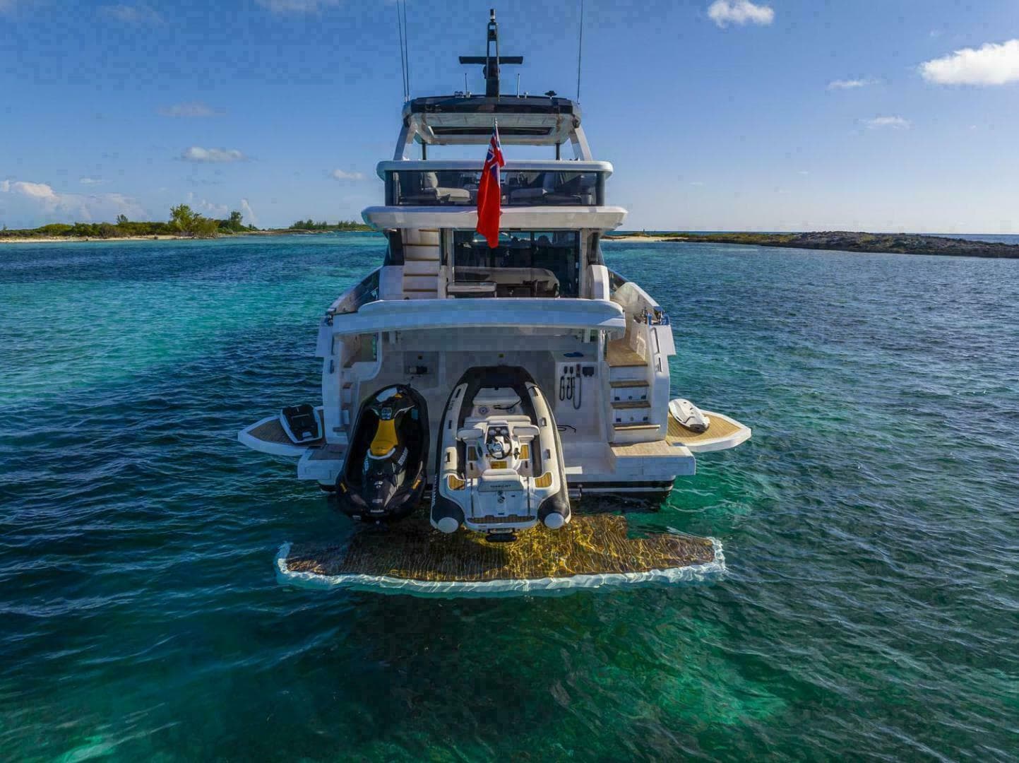 2025 Pearl 72 — photo 36