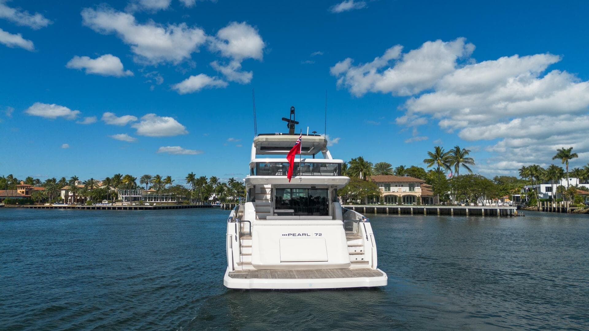 2025 Pearl 72 — photo 6