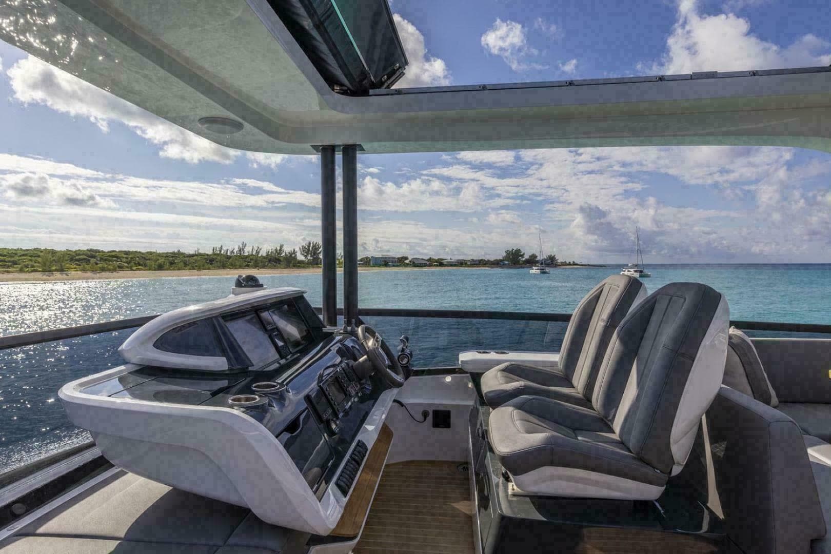 2025 Pearl 72 — photo 43