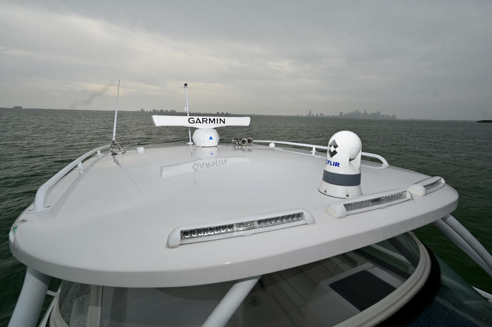 2021 Intrepid 438 Evolution — photo 41