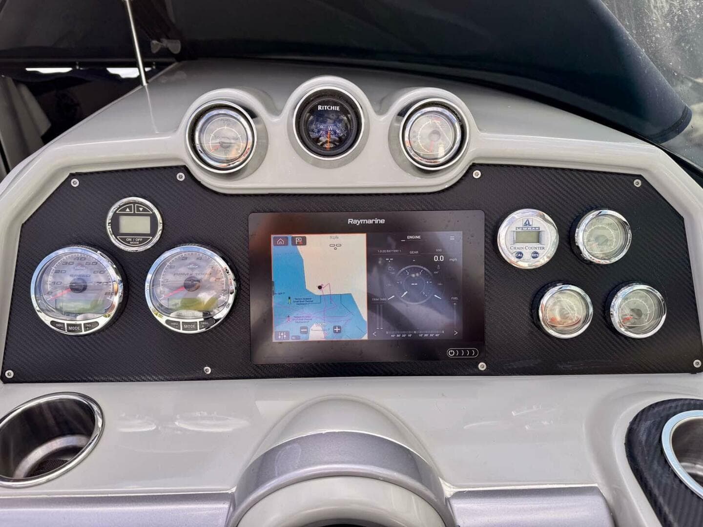 2012 Formula 290 Bowrider — photo 5