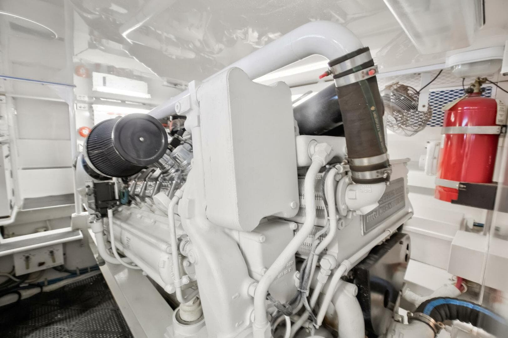 2002 Viking 61 — photo 46