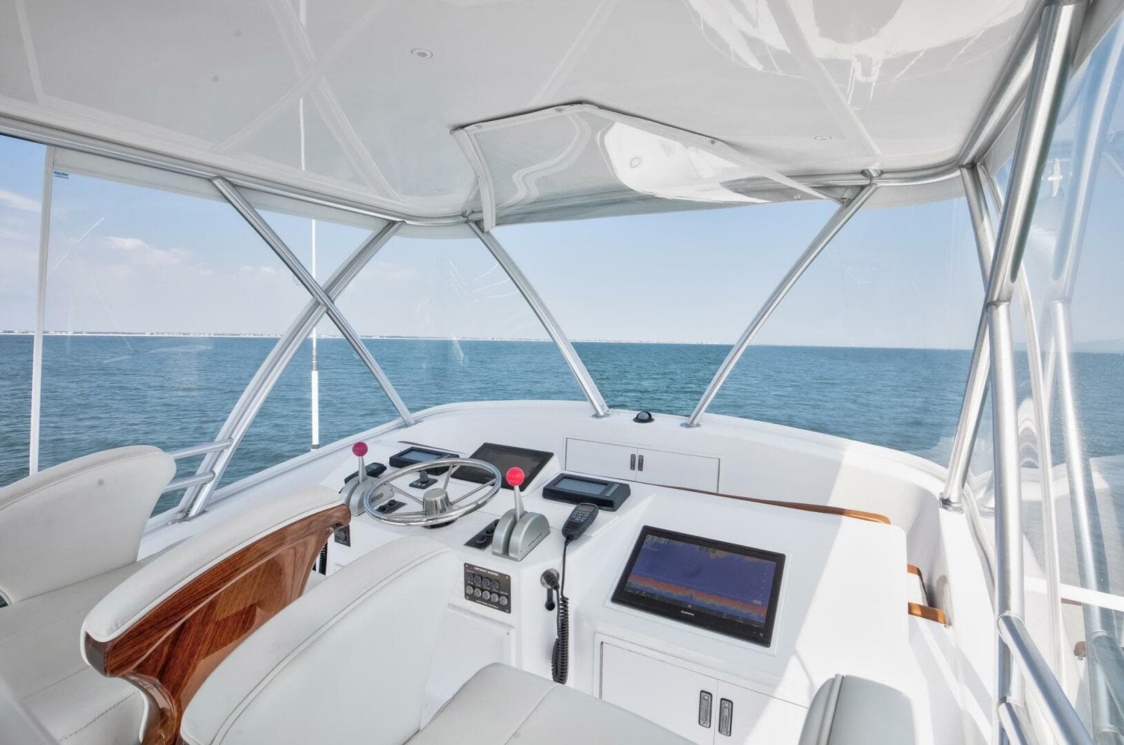 2002 Viking 61 — photo 38