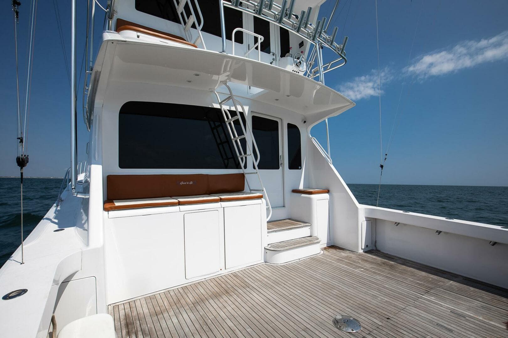 2002 Viking 61 — photo 42