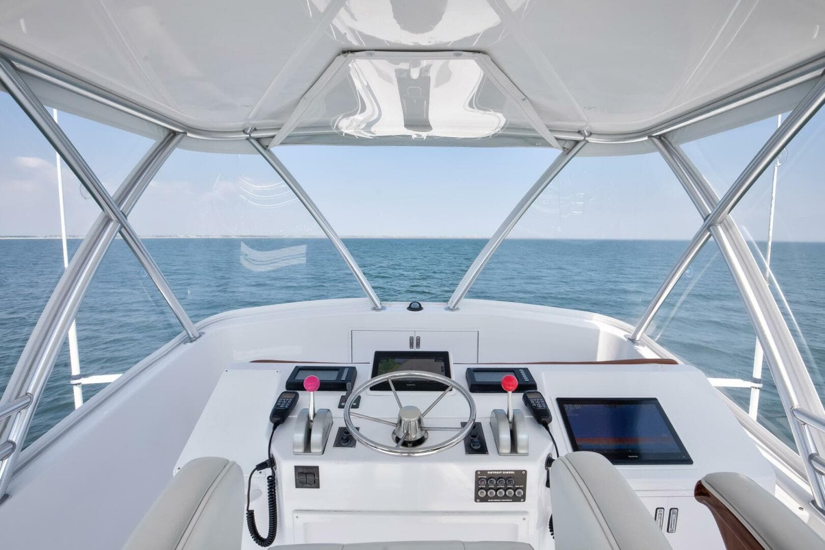 2002 Viking 61 — photo 36