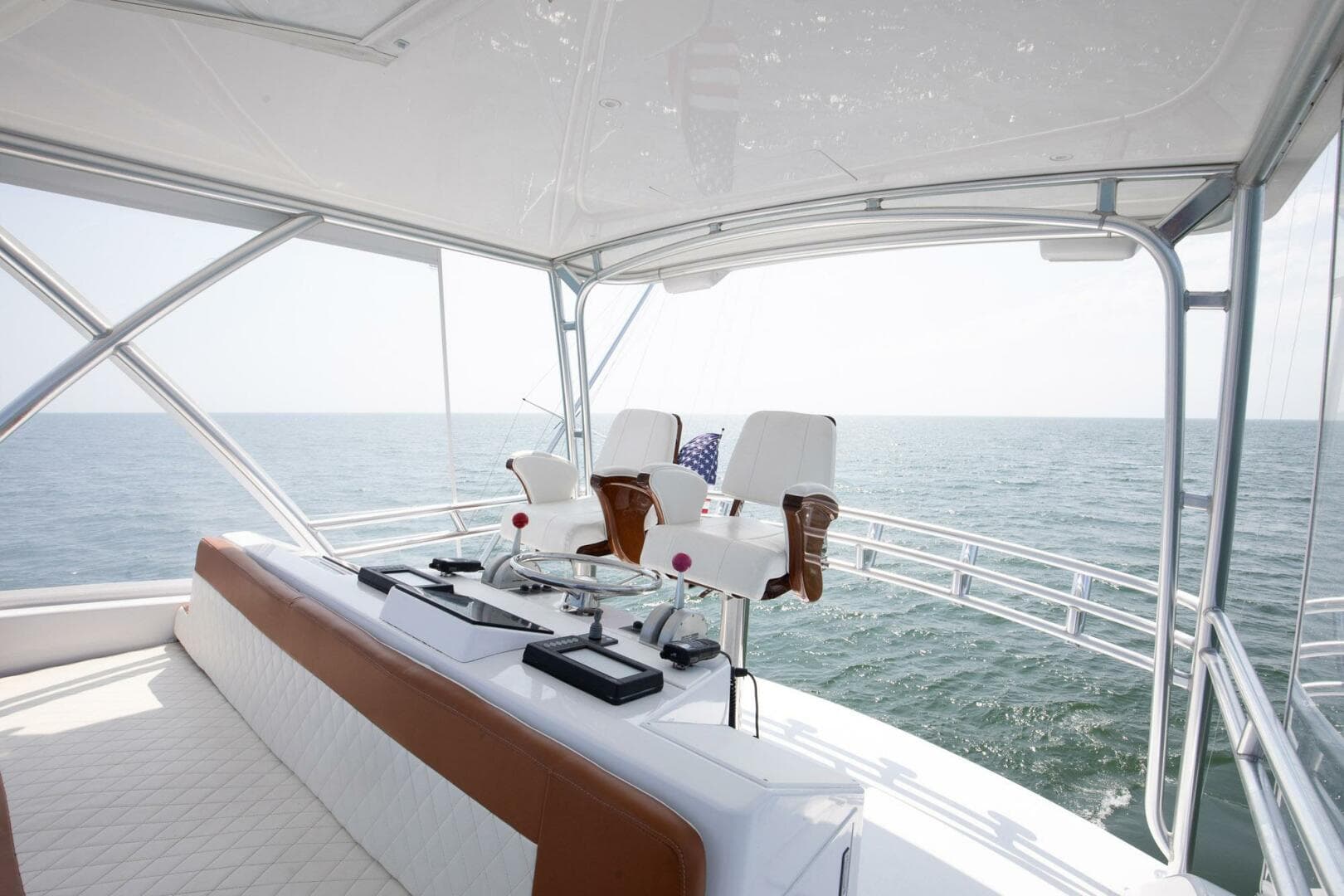 2002 Viking 61 — photo 34