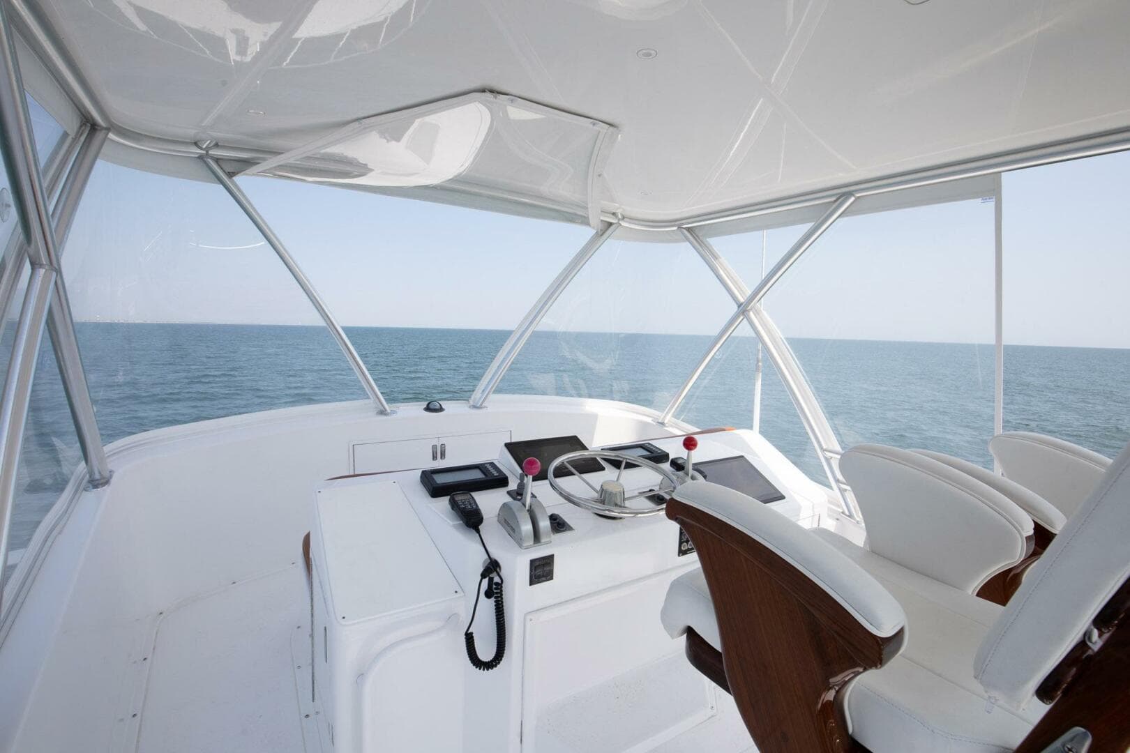 2002 Viking 61 — photo 35