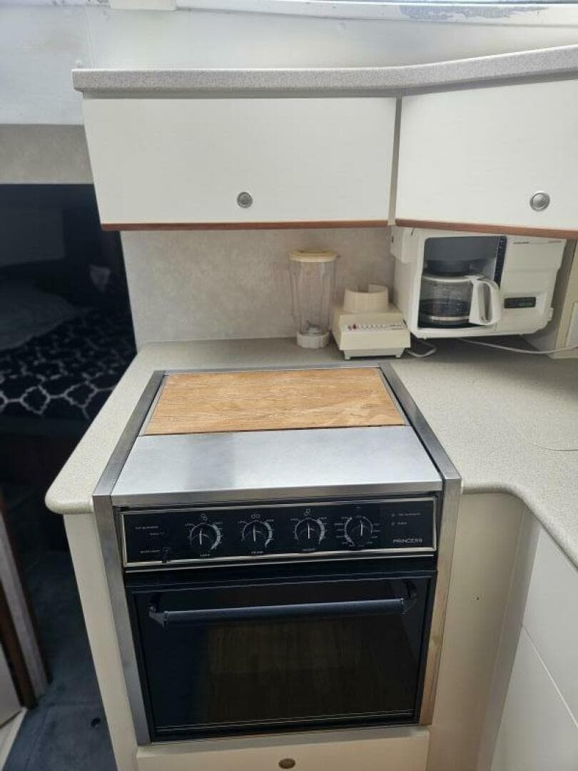 1997 Silverton 392 — photo 53