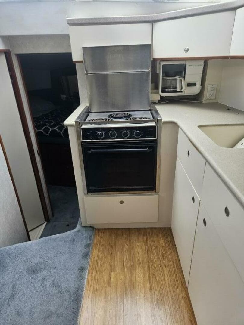 1997 Silverton 392 — photo 54