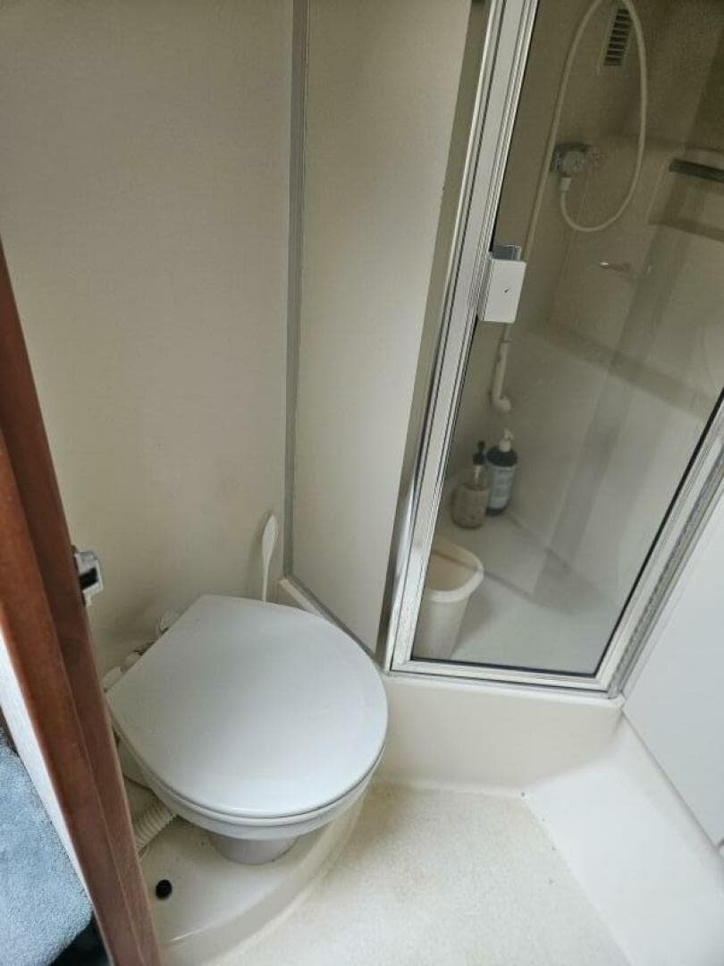 1997 Silverton 392 — photo 51