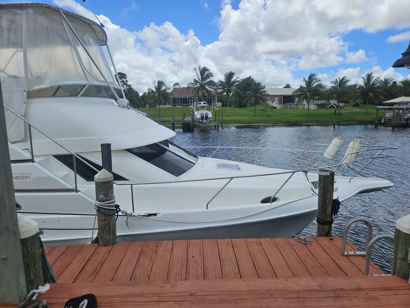 1997 Silverton 392 — photo 8