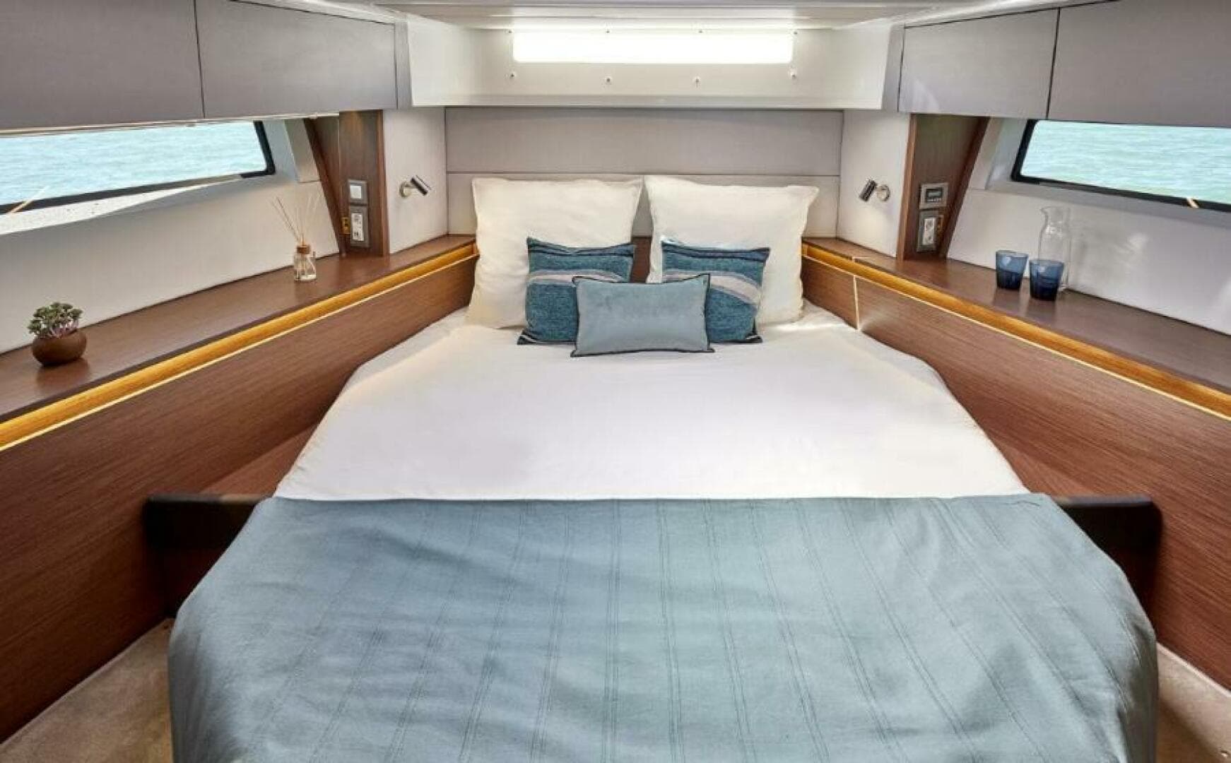 2026 Beneteau Antares 12 — photo 11
