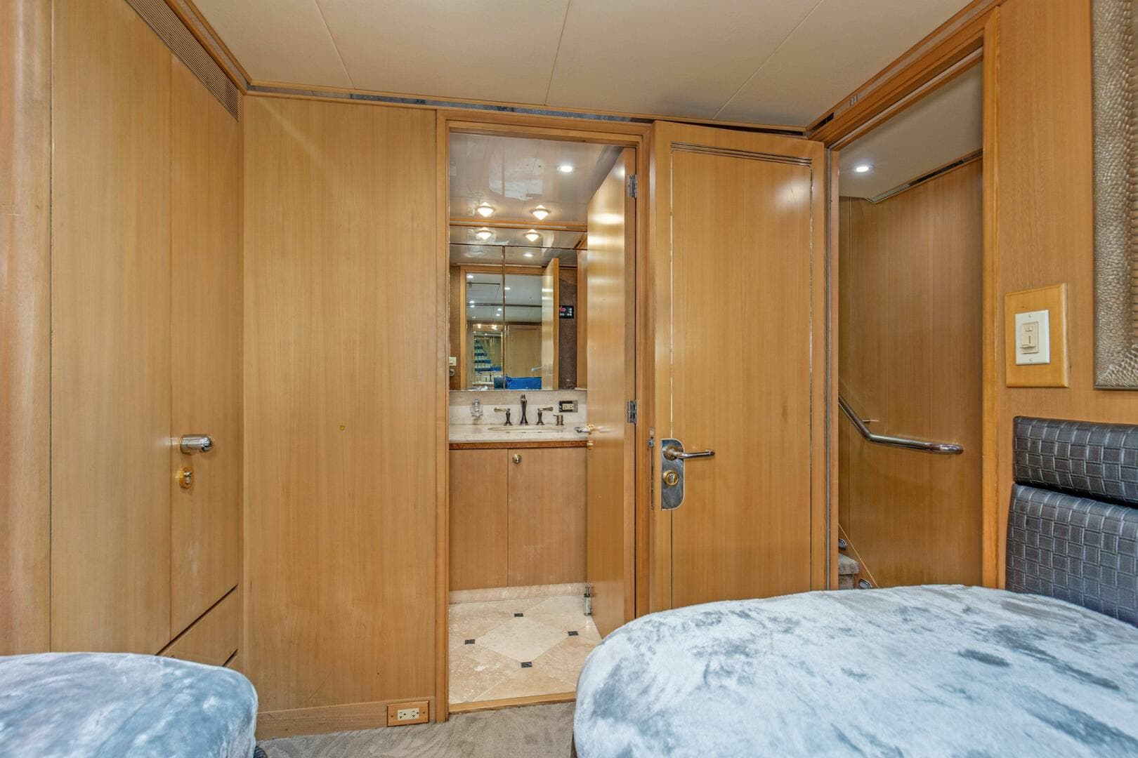 1989 Feadship 116 Sport Fisher — photo 25
