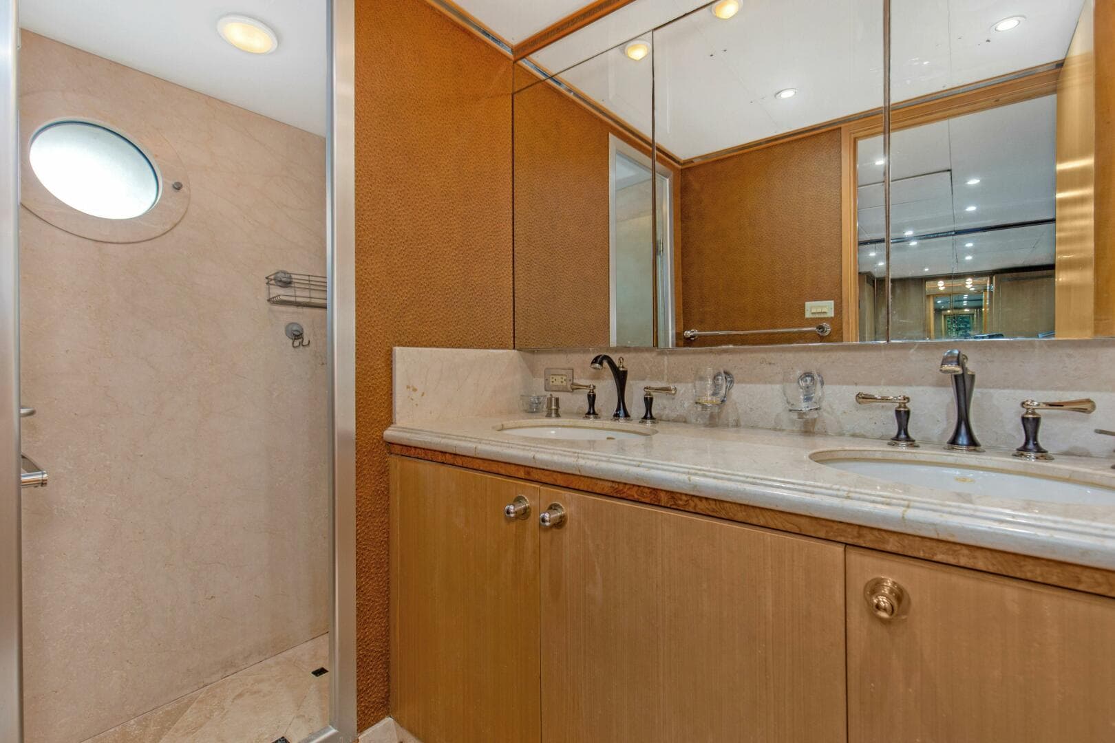 1989 Feadship 116 Sport Fisher — photo 27