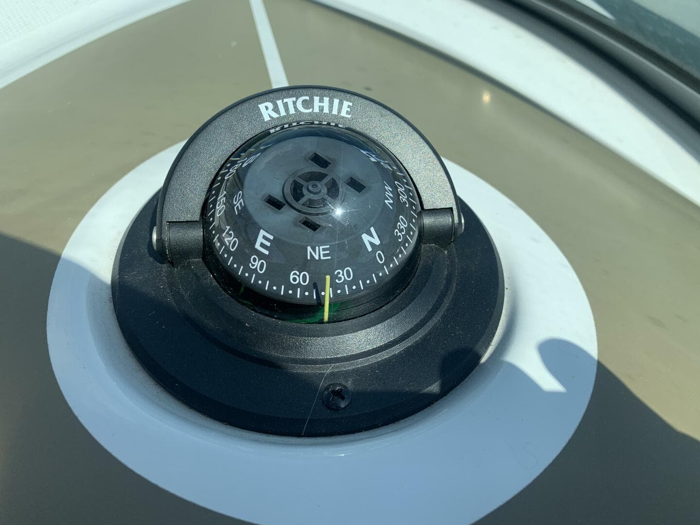 2018 Crownline 264 Cr — photo 18