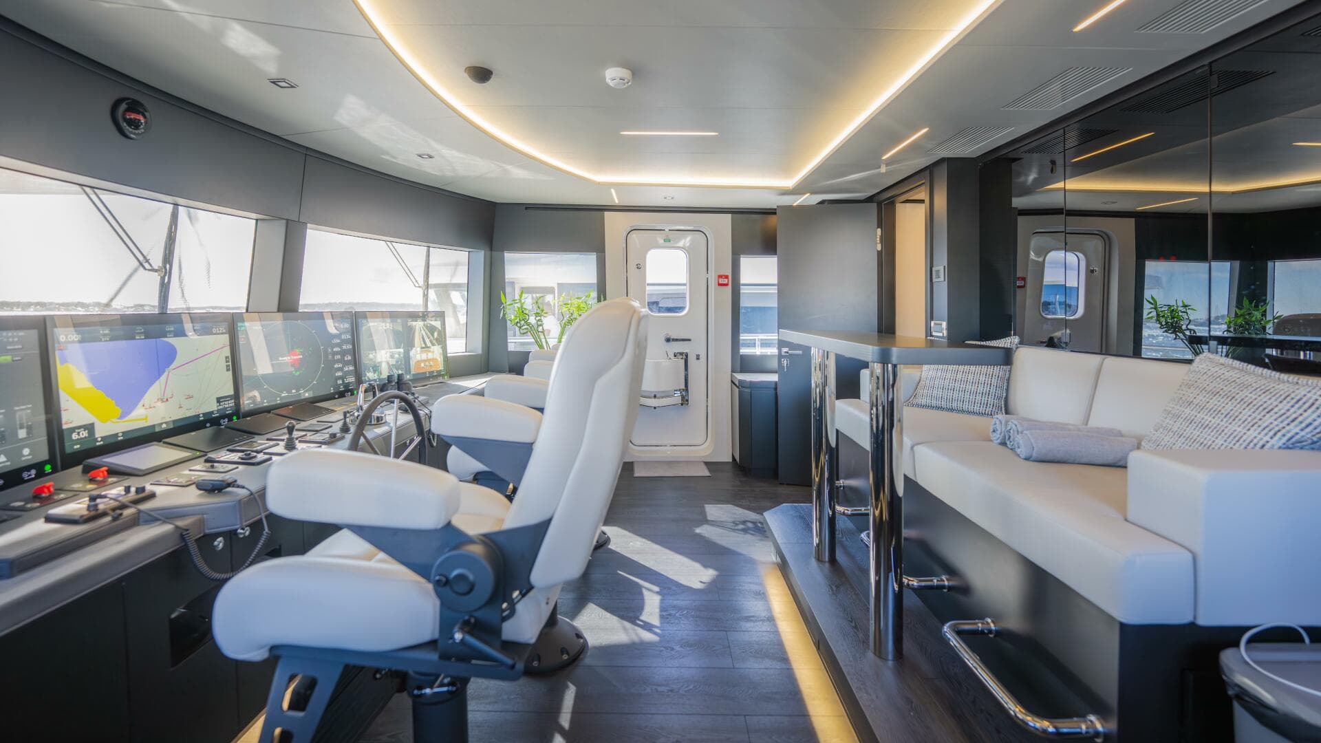 2024 Hargrave E Series Superyachts Division — photo 21