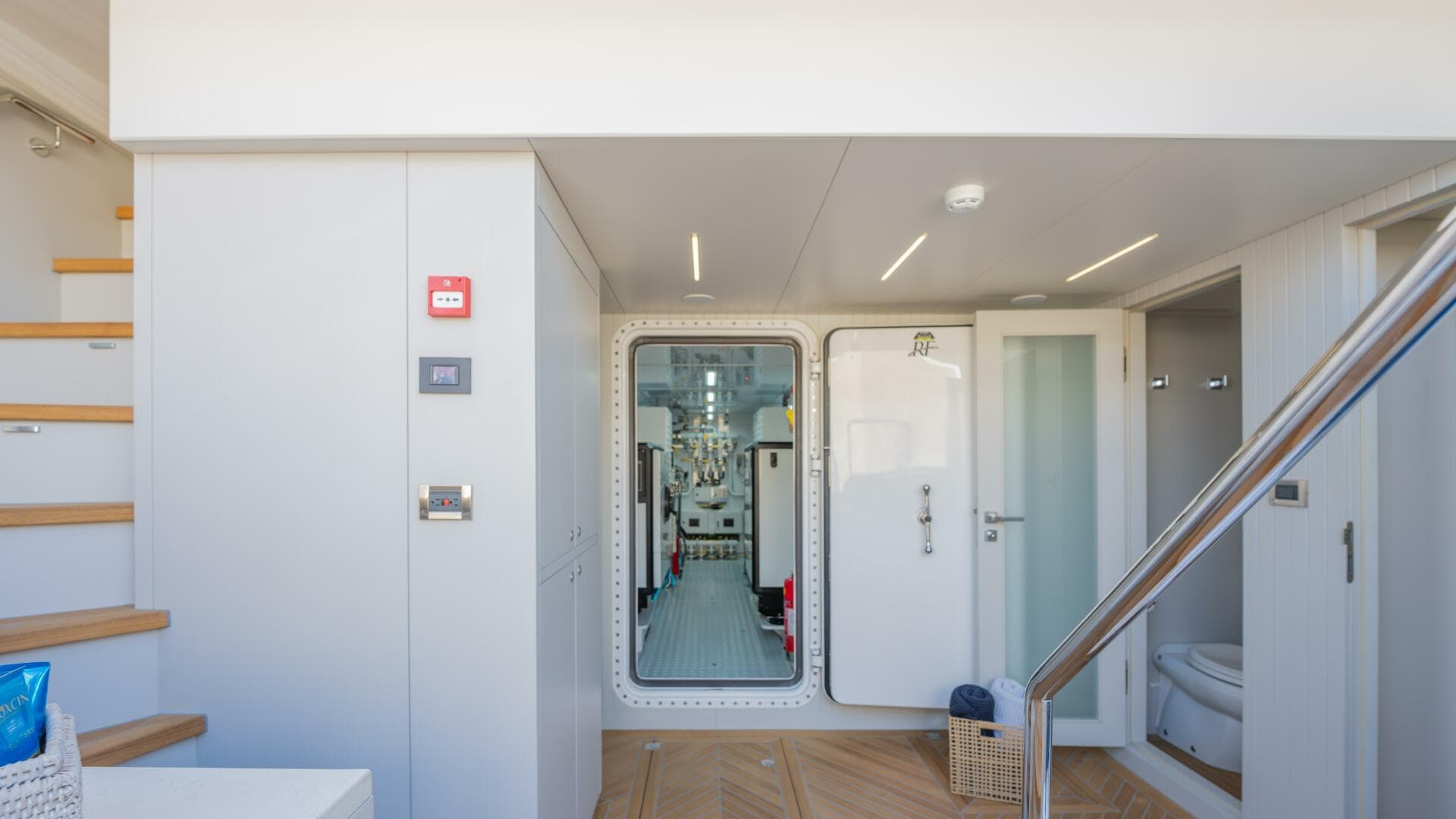 2024 Hargrave E Series Superyachts Division — photo 14