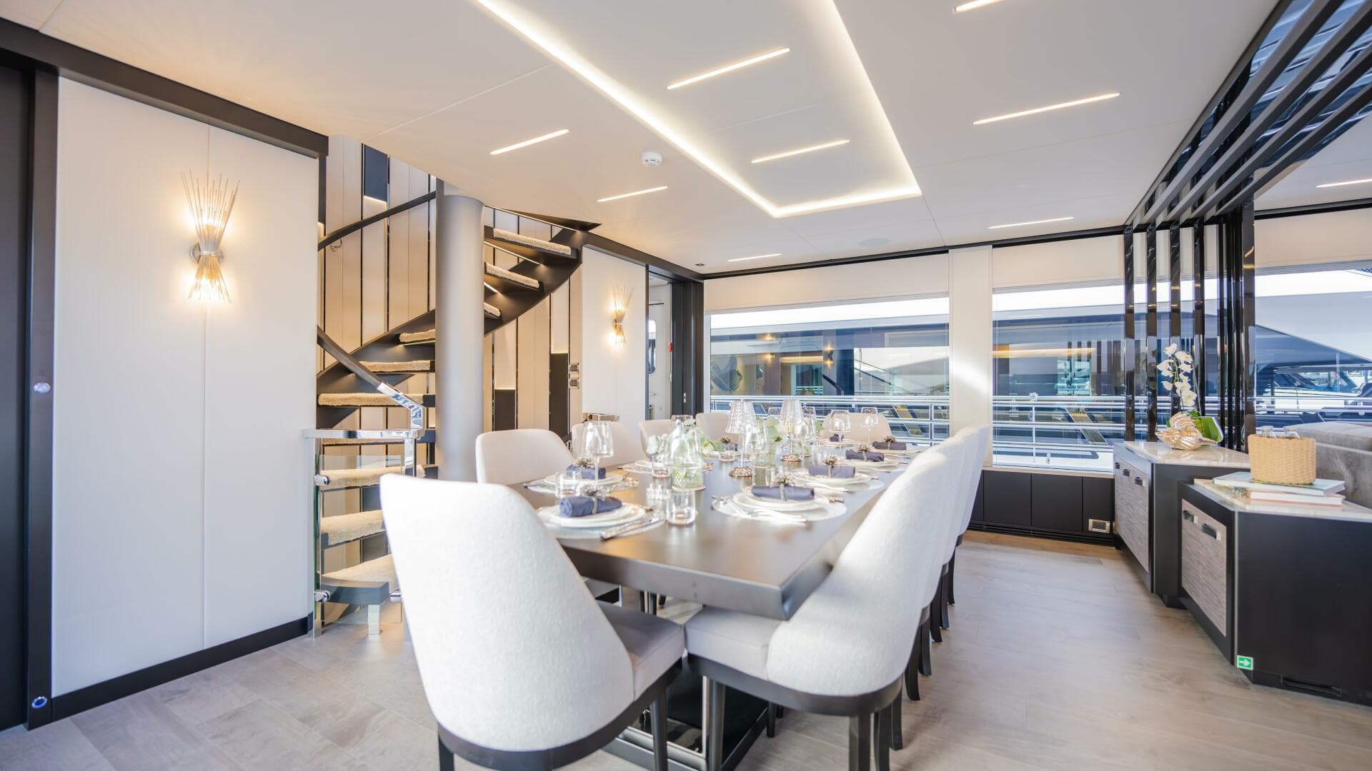 2024 Hargrave E Series Superyachts Division — photo 17