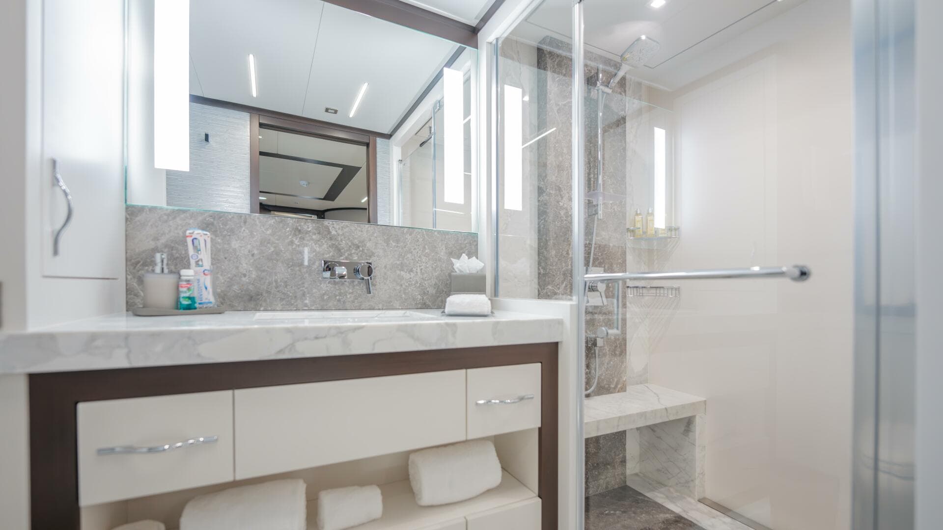 2024 Hargrave E Series Superyachts Division — photo 32