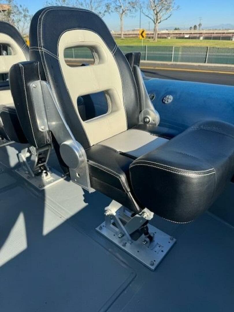 2022 Allmand 31 Custom Rib — photo 5