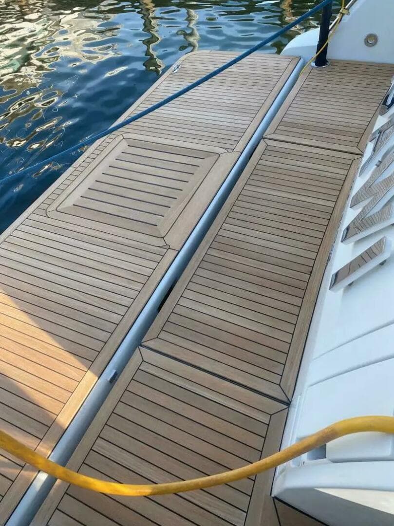 2008 Azimut — photo 50