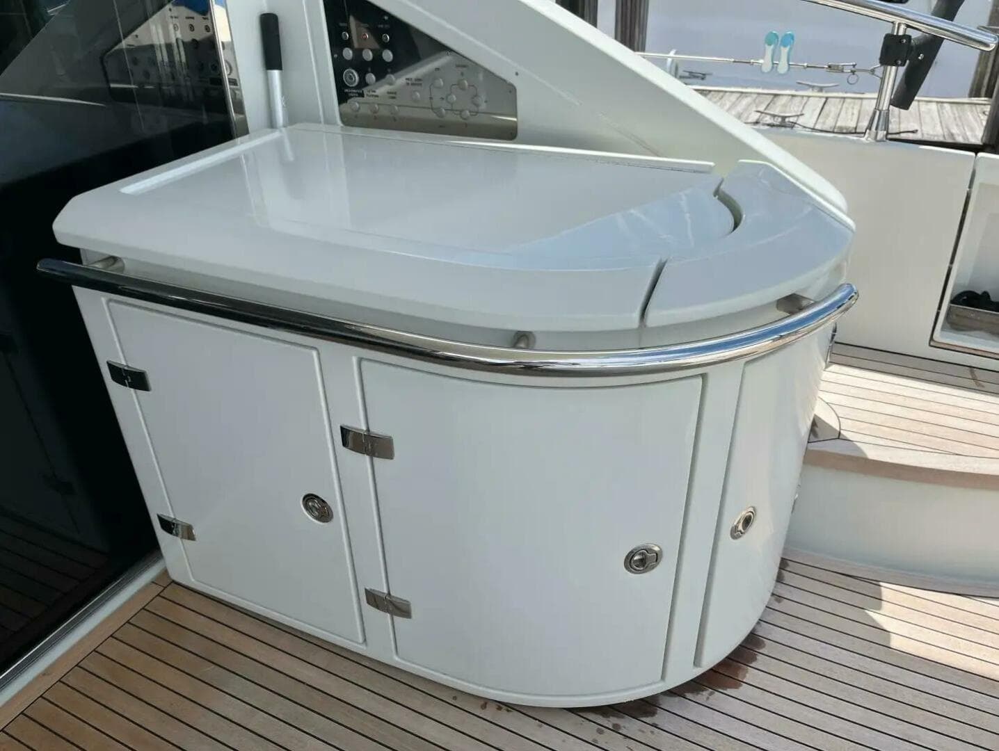 2008 Azimut — photo 55