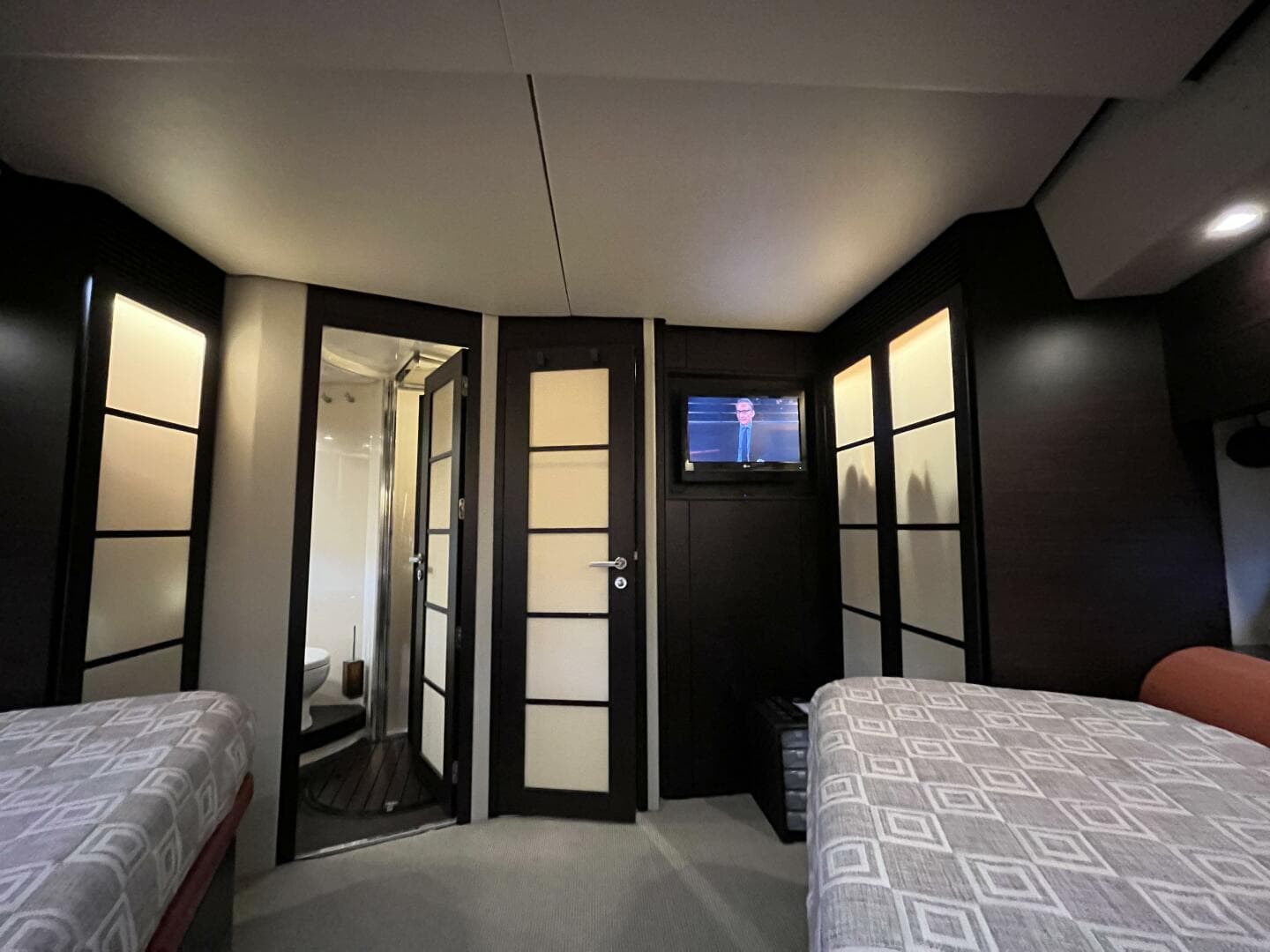 2008 Azimut — photo 15