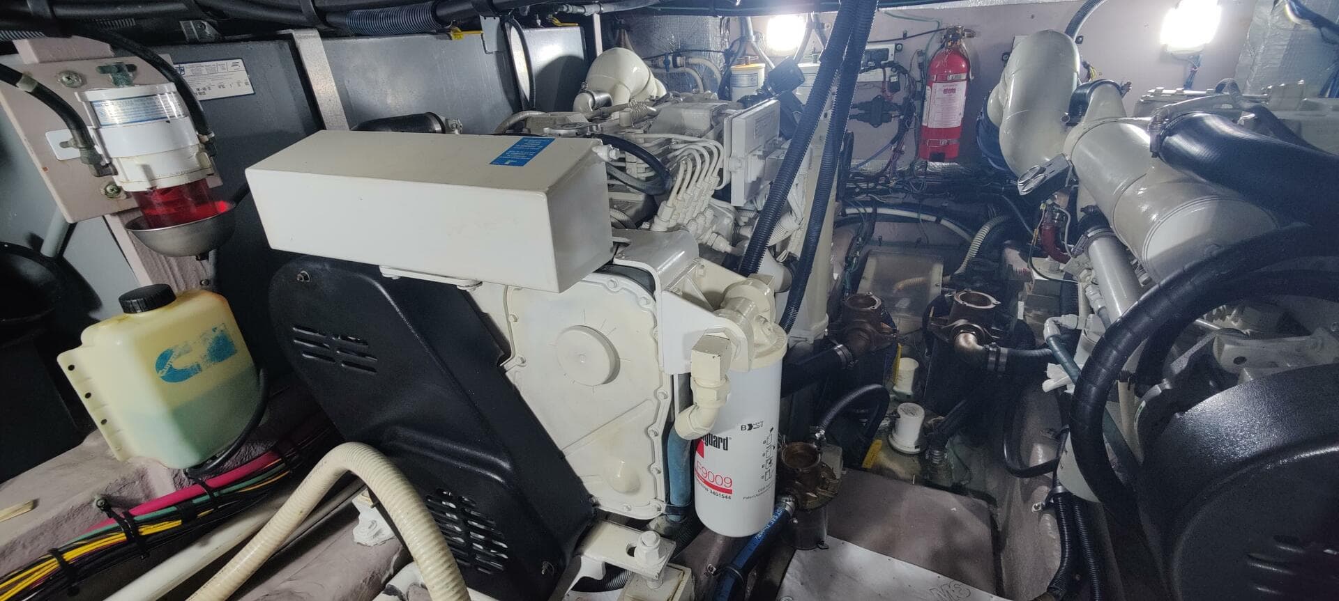 2003 Sea Ray 39 — photo 17