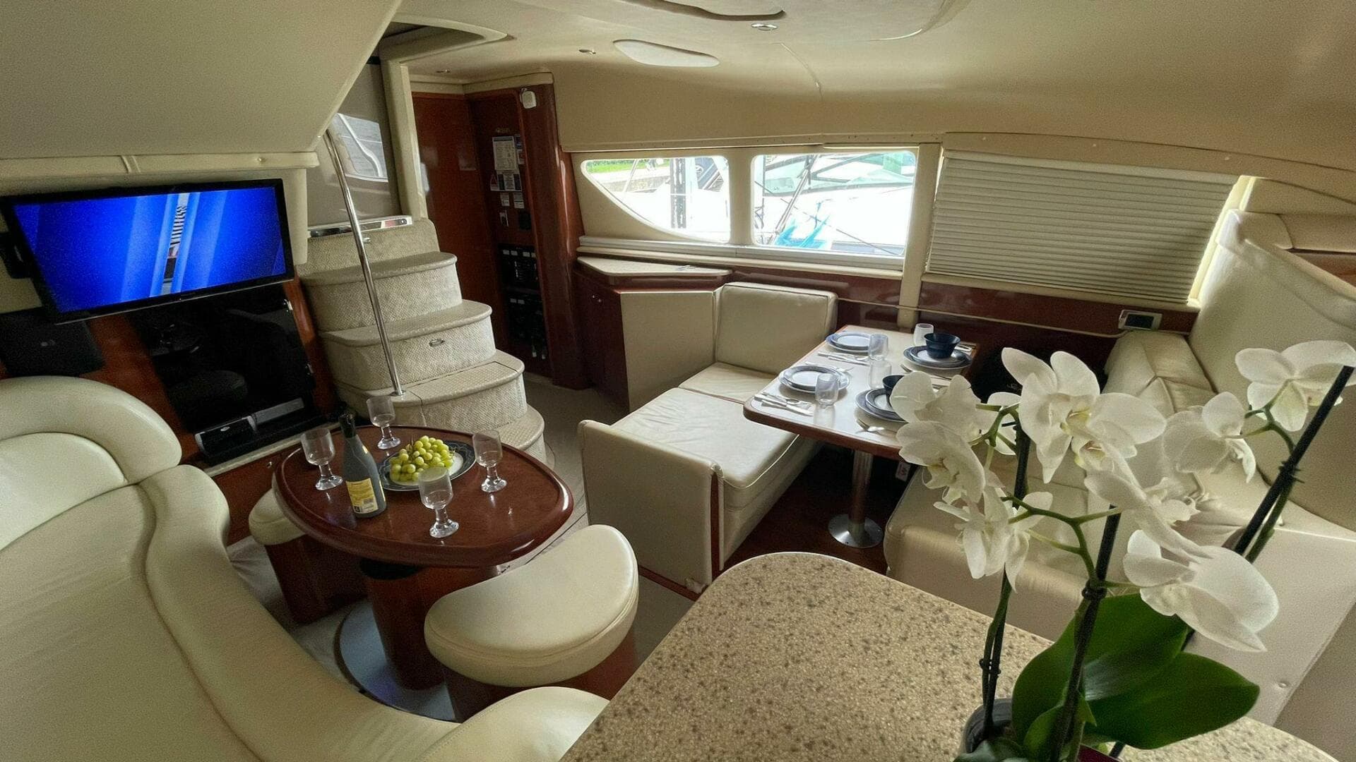 2003 Sea Ray 39 — photo 10