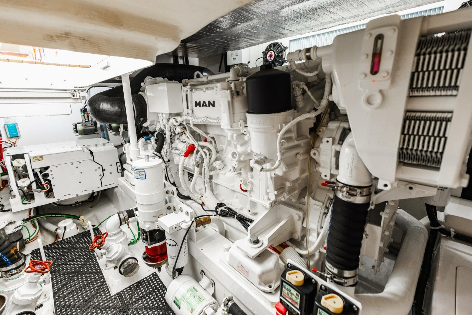 2020 Viking 46 Billfiish — photo 72