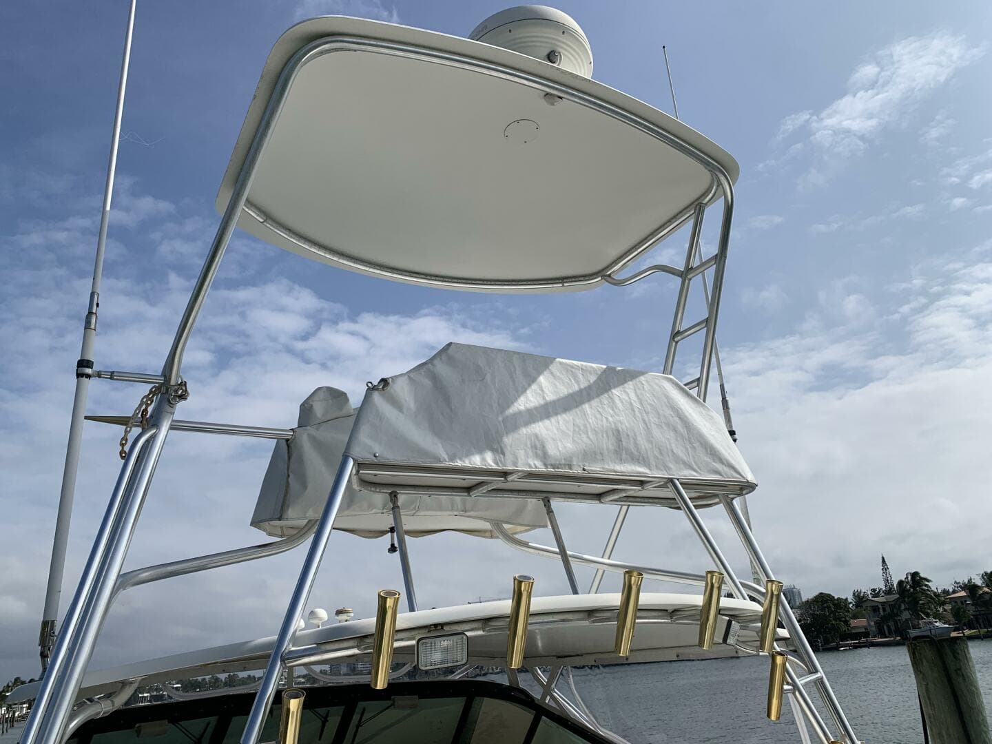 1999 Tiara Yachts 43 Open — photo 12