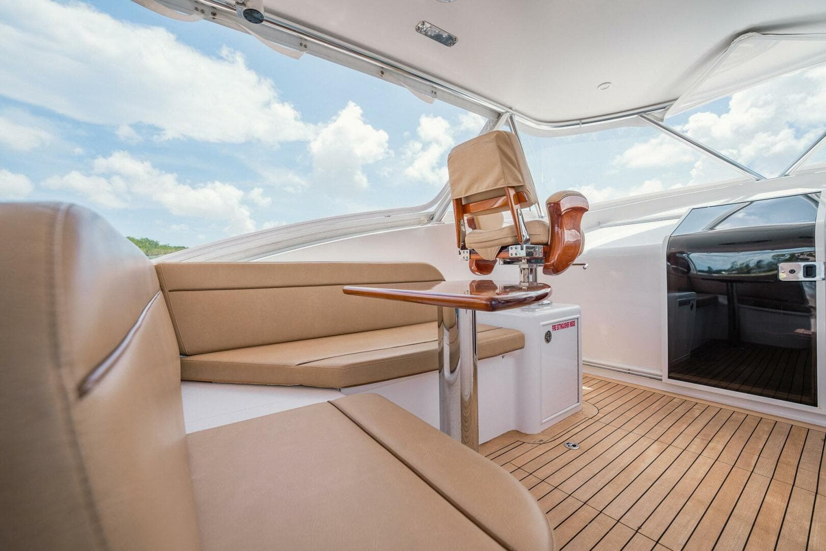 2012 Winter Custom Yachts 38 Express — photo 22
