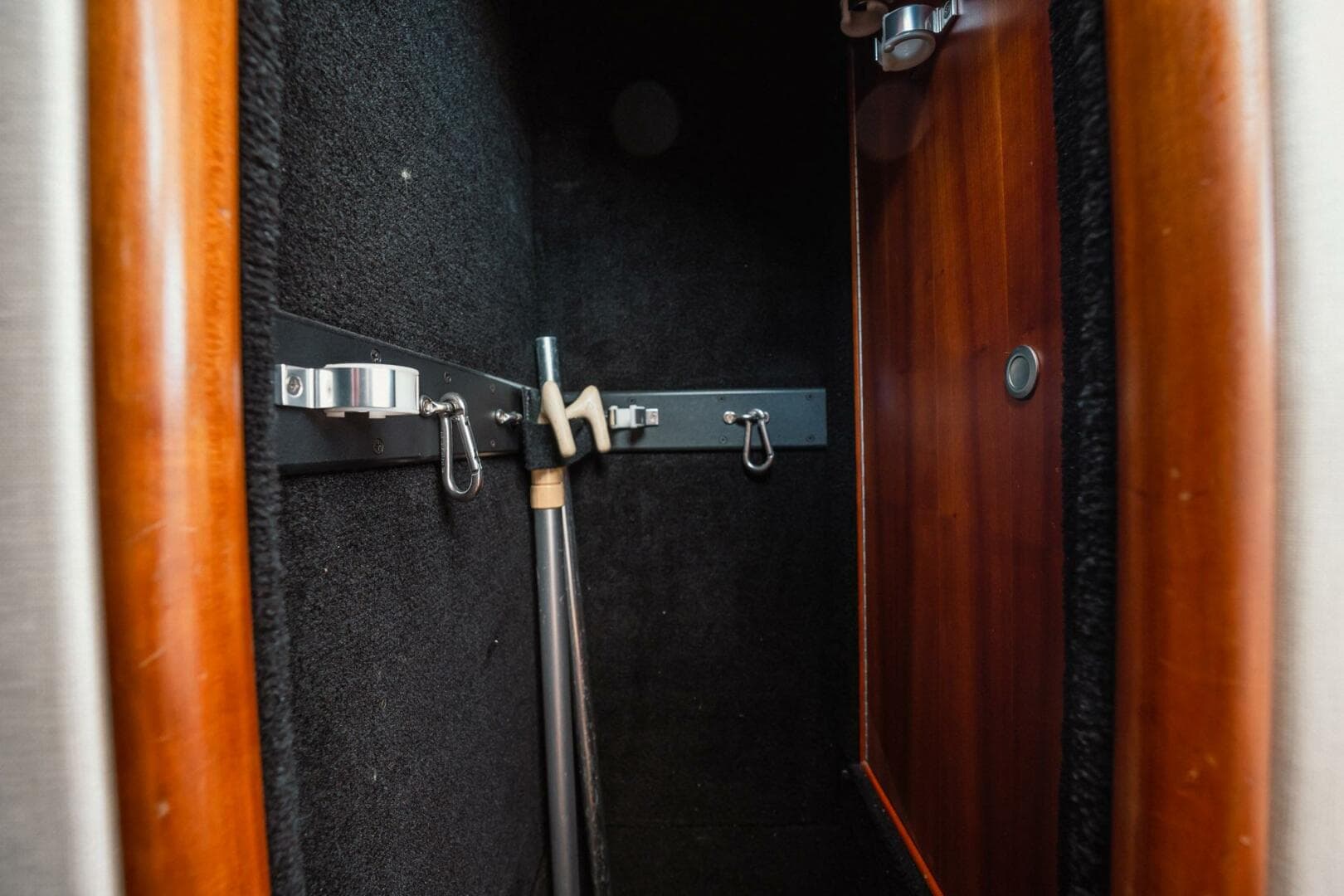 2012 Winter Custom Yachts 38 Express — photo 16