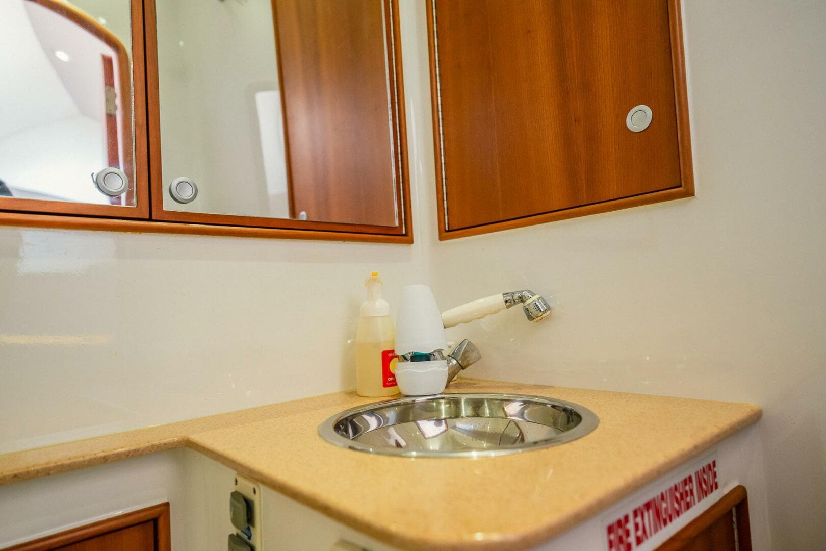 2012 Winter Custom Yachts 38 Express — photo 14