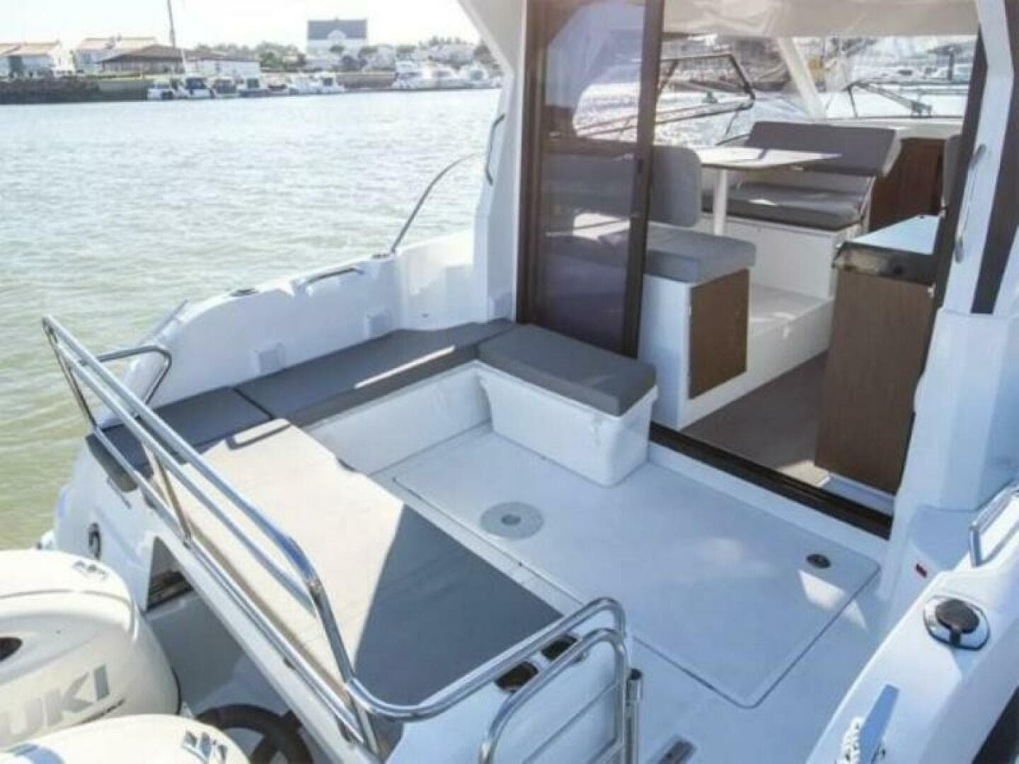 2025 Beneteau Antares 9 — photo 9
