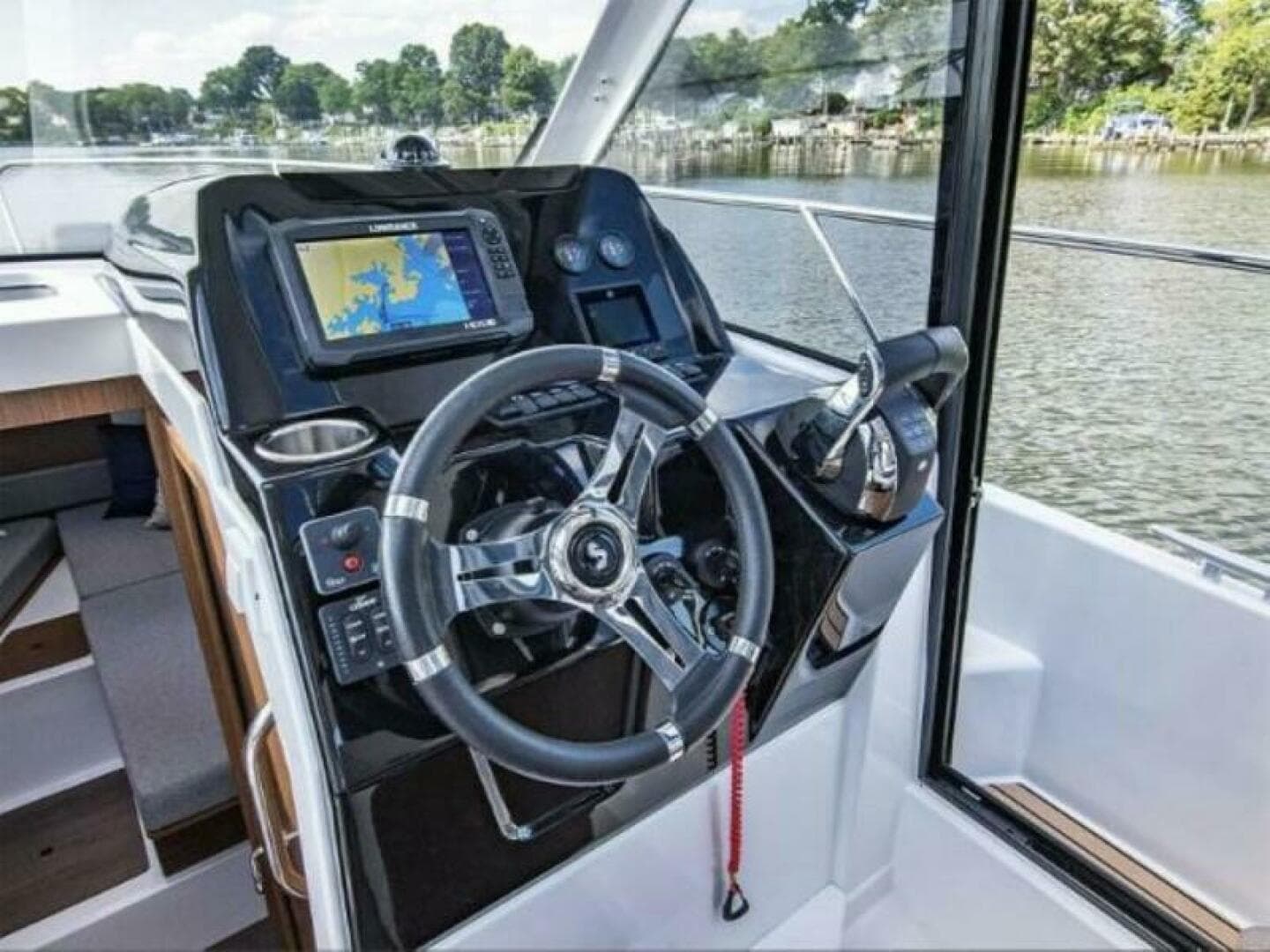 2025 Beneteau Antares 9 — photo 4