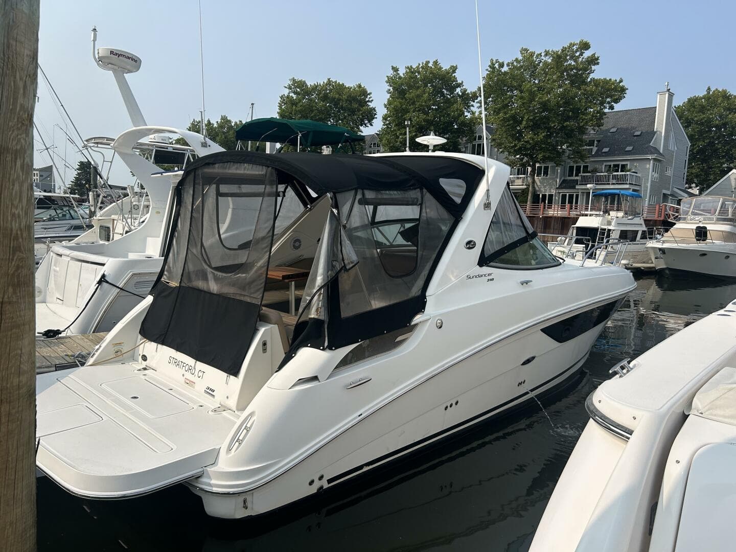 2016 Sea Ray 310 Sundancer — photo 1