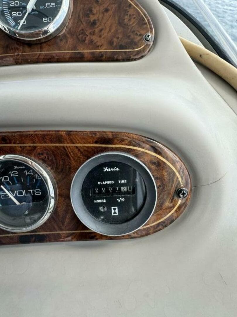 2002 Maxum 2400 SCR — photo 7