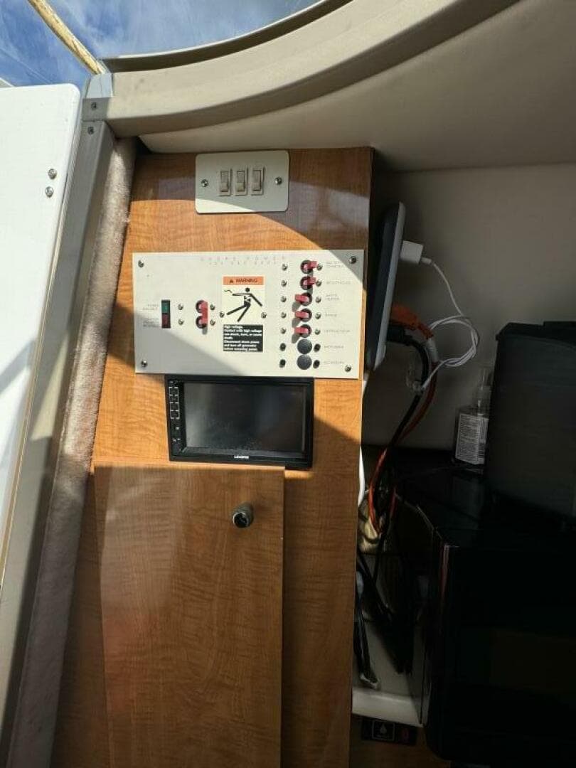 2002 Maxum 2400 SCR — photo 14